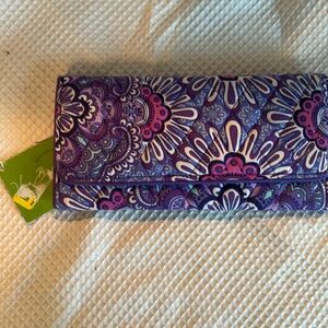 NWT Vera Bradley Trifold Wallet Lilac Tapestry